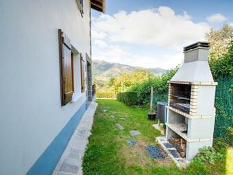Charming Holiday Home In Arantza Near Forest
