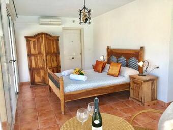 Stunning Villa In Cala D'or