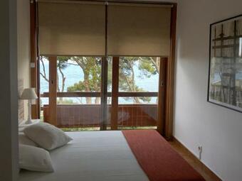 Fornells de La Selva Apartment Sleeps 4 With Wifi