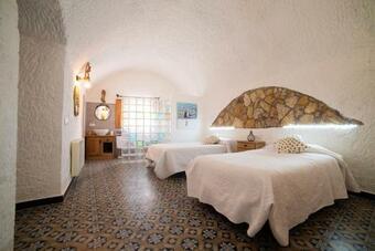 House With 4 Bedrooms In Guadix With Wonderful Mountain View Enclosed Garden And Wifi 60 Km From The Slopes