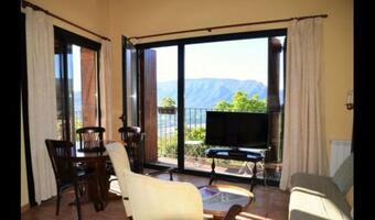 Guardia De Tremp Villa Sleeps 4 With Pool And Air Con