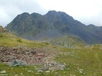 House With 3 Bedrooms In Llimiana With Wonderful Lake View Enclosed Garden And Wifi