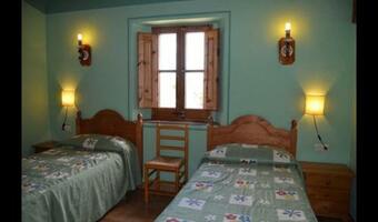 Moia Apartment Sleeps 11 With Pool