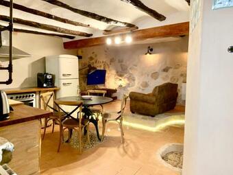 Agroturismo Casa Rural De S XIX Con Encanto En El Valle Perdido De Olba