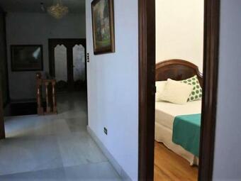 Traditional Villa In O Val, Nar�n With Pool