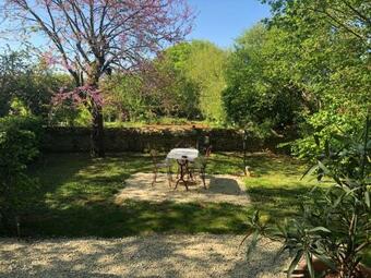 G�te Asni�res-sur-v�gre, 2 Pi�ces, 2 Personnes - Fr-1-410-322