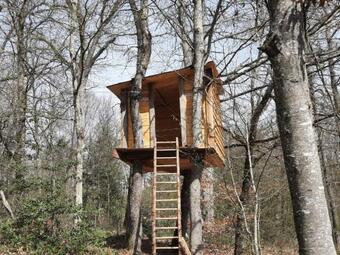 G�te Barrais-bussolles, 5 Pi�ces, 8 Personnes - Fr-1-489-21