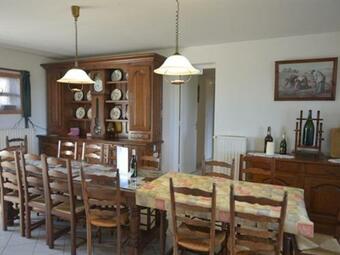 G�te De Bellevue Avec Piscine Int�rieure Privative