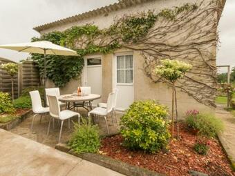 G�te Bonn?uvre, 4 Pi�ces, 6 Personnes - Fr-1-306-898