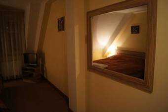 Hostal Centrum Konferencyjno - Szkoleniowe Pod Platanem