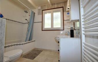 Beautiful Apartment In Cascastel Des Corbiere With Outdoor Swimming Pool, Wifi And 3 Bedrooms