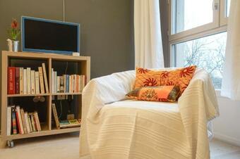 Apartamento Charming Studio Near Paris