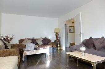 Apartment With 2 Bedrooms In Courbevoie With Furnished Balcony And Wifi