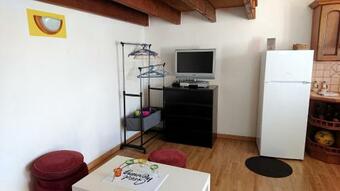 Apartamento Studio In Cuges Les Pins With Enclosed Garden And Wifi