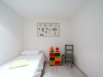 Idyllic Holiday Home In D�gagnac With Jacuzzi Near River