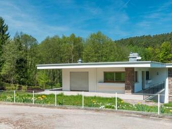 G�te �pinal, 3 Pi�ces, 4 Personnes - Fr-1-589-53