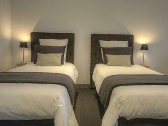 G�te Jayat, 3 Pi�ces, 5 Personnes - Fr-1-493-259