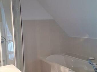 G�te Jonqui�res, 4 Pi�ces, 6 Personnes - Fr-1-526-15