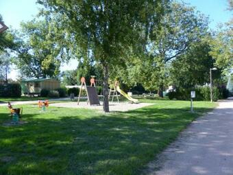 G�te Lapalisse, 3 Pi�ces, 5 Personnes - Fr-1-489-285