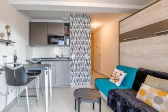 Apartamento Chaparon Furnished Studio Swimming Pool And Tennis Court