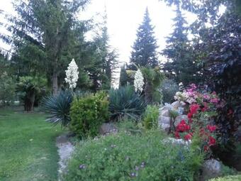 Le Jardin Proven�al 1