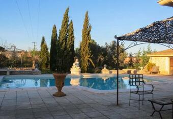 Maureilhan Villa Sleeps 8 With Pool Air Con And Wifi