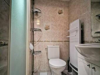 G�te Mazerat-aurouze, 5 Pi�ces, 8 Personnes - Fr-1-582-220