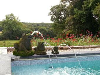 Nervaux Chateau Sleeps 28 Pool Wifi