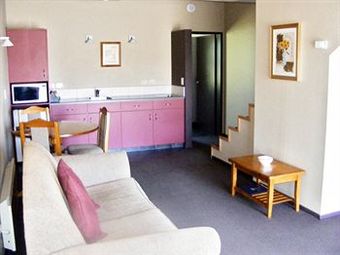 Balmoral Lodge Motel