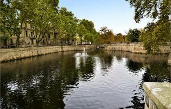 Stunning Home In Pouzilhac With Outdoor Swimming Pool, Wifi And 7 Bedrooms