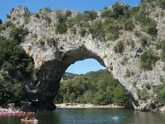 Apartamento Appartement Ruoms, 2 Pi�ces, 4 Personnes - Fr-1-382-150