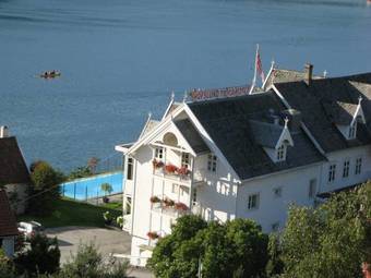 Hofslund Fjord Hotel