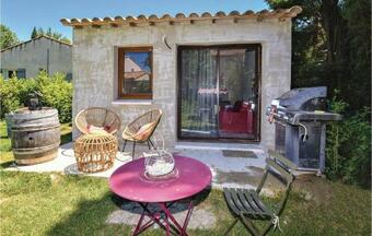 Nice Home In Ste Cecile Les Vignes W/ Outdoor Swimming Pool, Wifi And Outdoor Swimming Pool