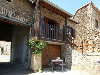 G�te Saint-ilpize, 3 Pi�ces, 4 Personnes - Fr-1-582-93