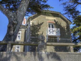 G�te Saint-michel-chef-chef, 3 Pi�ces, 5 Personnes - Fr-1-306-1025