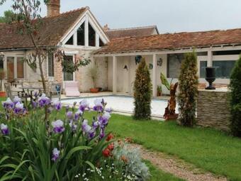 G�te Thoury, 3 Pi�ces, 4 Personnes - Fr-1-491-49