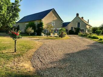 Apartamento Studio In Thilouze With Enclosed Garden And Wifi