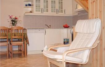 Holiday Home Hatlestrand Hatlestrandsvegen IV