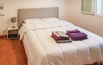 Awesome Home In Salles D'aude With Wifi, Outdoor Swimming Pool And 4 Bedrooms