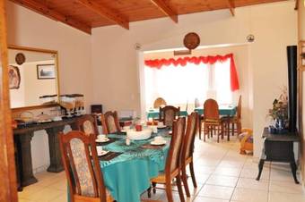 Tina's Bed And Breakfast