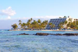 Mauna Lani Bay Hotel & Bungalows