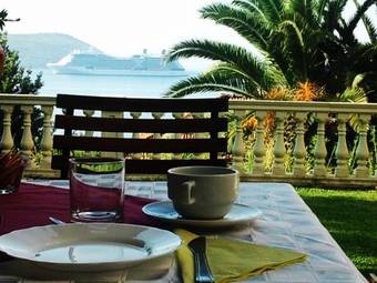 Garni Hotel Bokeska Noc