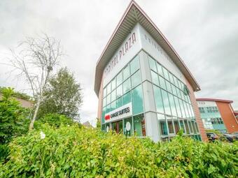 Hotel Oyo Flagship Chase Suites