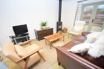 Hearnesbrook Barn , Emsworth