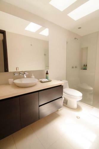 Bank Side House By Kvm Serviced Accommodation