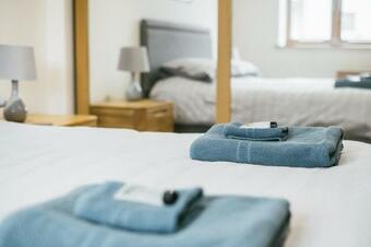 Cae Deini - Luxury Holiday Home