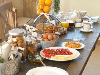 Aparthotel Kamares Villas