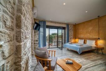 Olive Luxury Suites - Adults Only