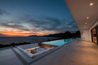 Villa Anthelia (prestige Villas Of Corfu)