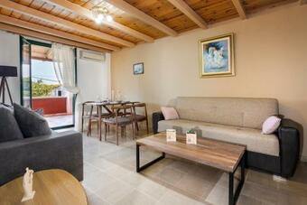 Apartamento Vasilikos Garden Suites